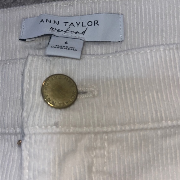 Ann Taylor Weekend Winter White Boot Corduroy Pants SIze 6 - Picture 9 of 13